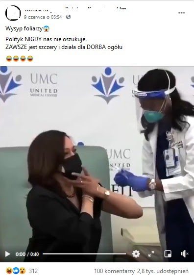 Kamala Harris podczas szczepienia