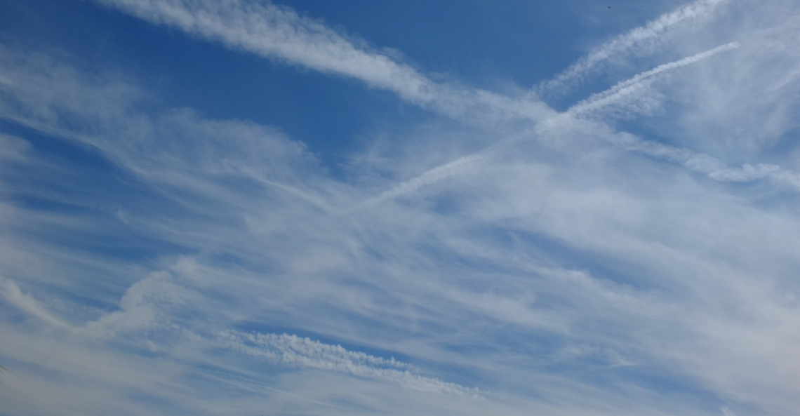 Były dyrektor CIA potwierdza istnienie chemtrails? Fałsz!