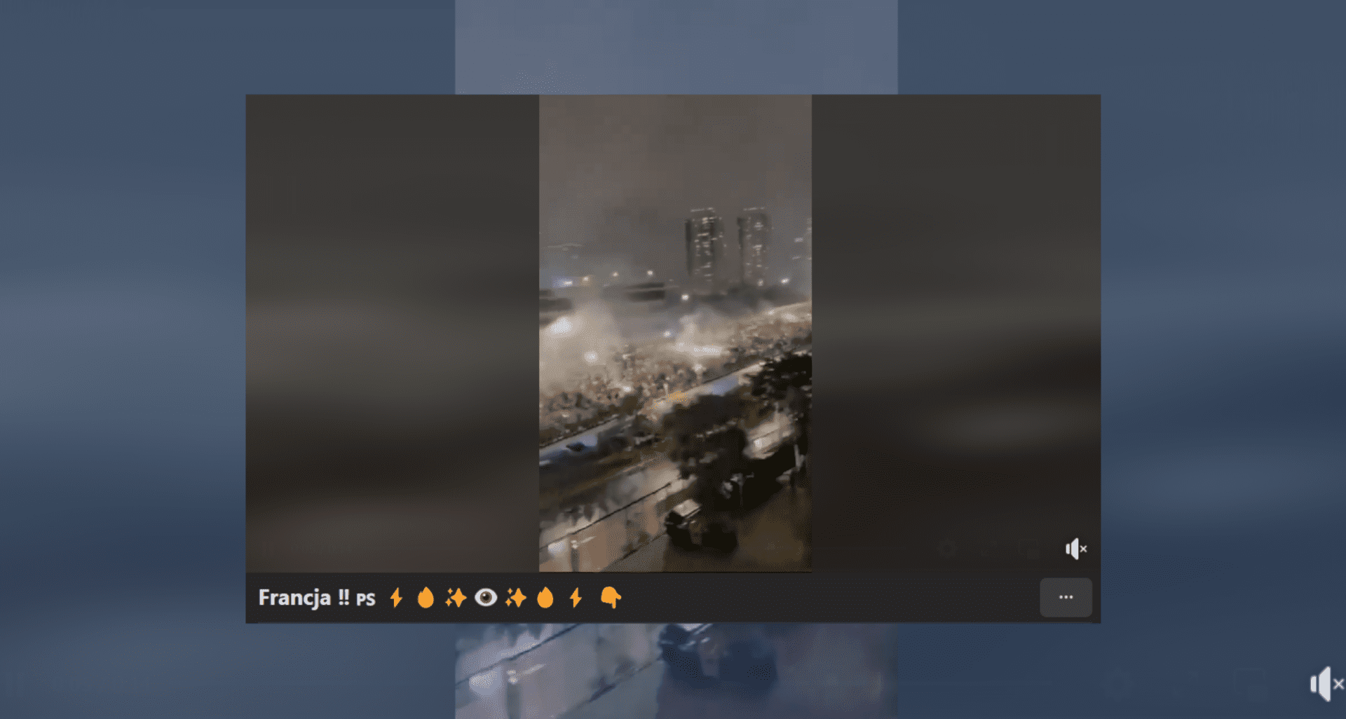 Screenshot błędnie podpisanego wideo, które przedstawia wideo ze zgromadzenia kibiców przed meczem w Brazylii, a nie protest we Francji
