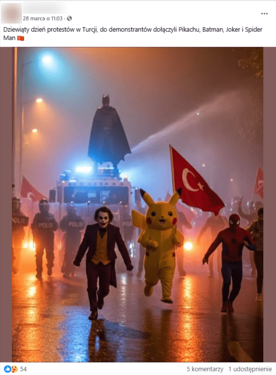 Obrazek mający przedstawiać protesty w Turcji. Grafika przedstawia ulicę. Z przodu widać postać Jokera, obok którego idą Pikachu i Spider-Man. W tle stoi kordon tureckiej policji trzymający tarcze. Za nimi stoi policyjna polewaczka, na której dachu stoi Batman. Obok postaci z wymyślonych uniwersów są protestujący trzymajacy tureckie flagi. Całość dzieje się w nocy. Scenę rozświetla kilka ulicznych latarni, których światło odbija się w wodzie leżącej na asfalcie.