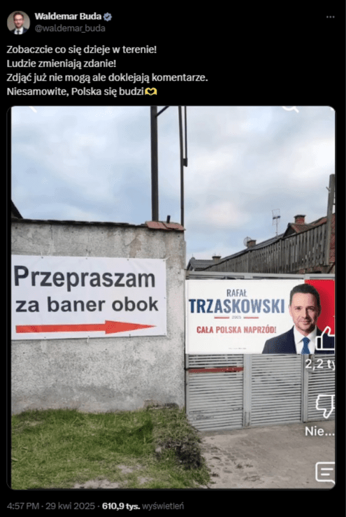 Alt: Zrzut ekranu z platformy X na którym widnieje wpis Waldemara Budy zawierający fałszywą grafikę z banerem Rafała Trzaskowskiego.