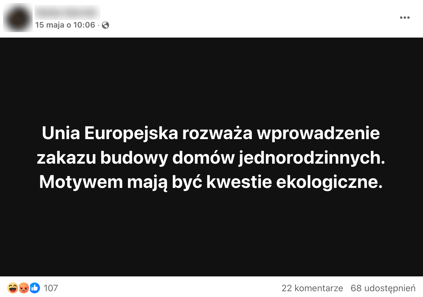 Zrzut ekranu posta na Facebooku. Na czarnej planszy biały napis informujący o rzekomej dyskusji na temat wprowadzenia zakazu budowy domów jednorodzinnych.